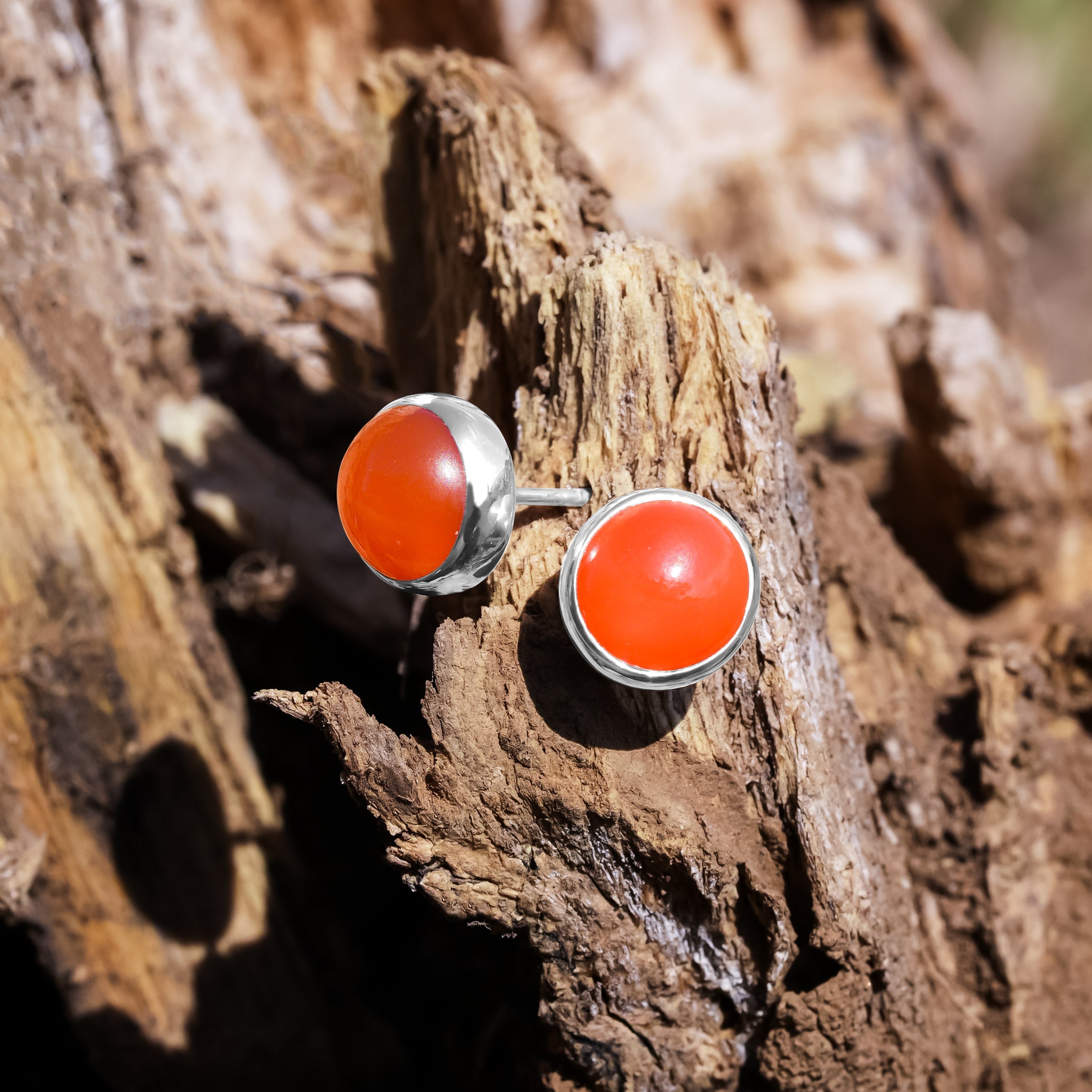 Starborn Runde 9 mm Karneol-Ohrstecker aus Sterlingsilber
