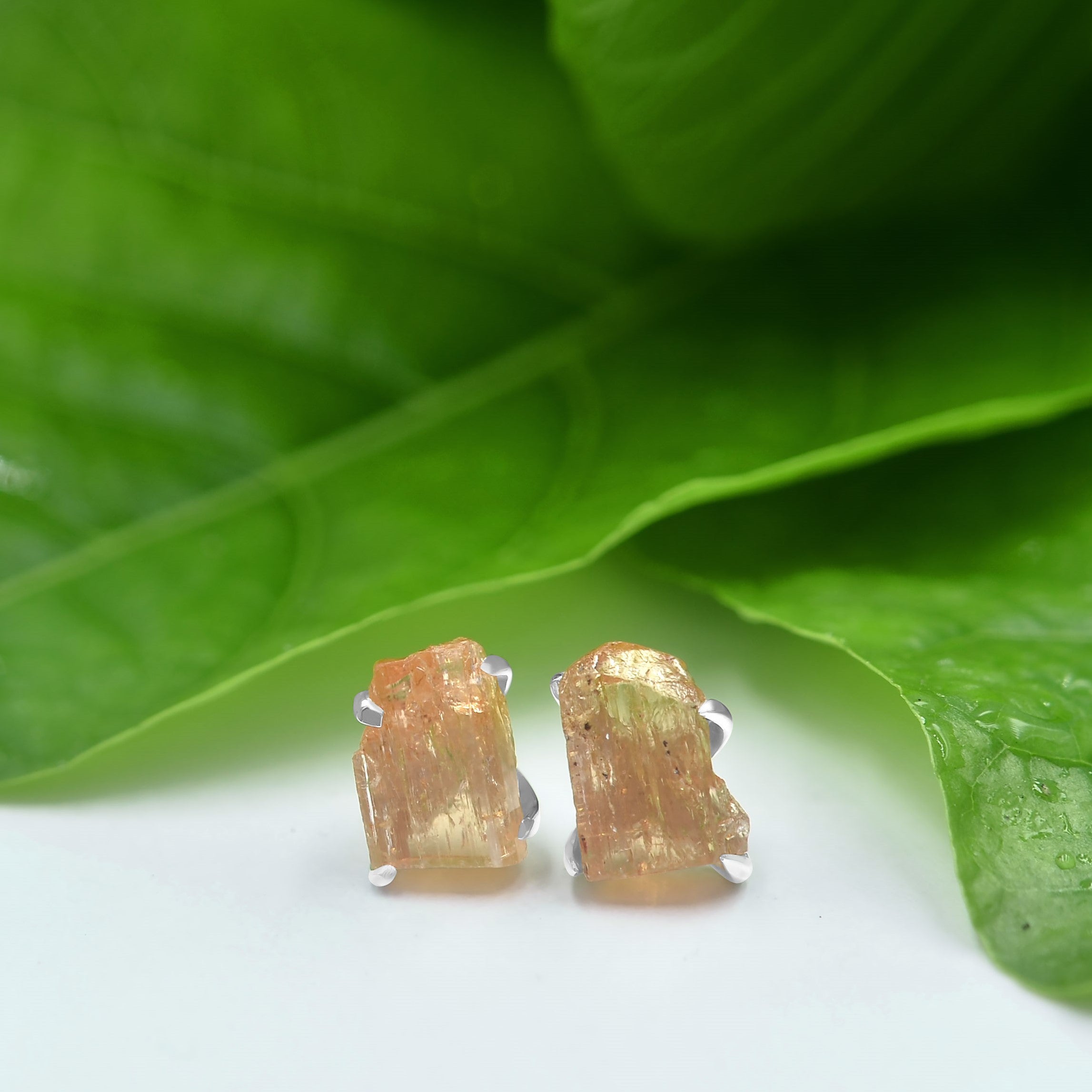 Boucles d'oreilles à tige en cristal de topaze impériale Starborn en argent sterling