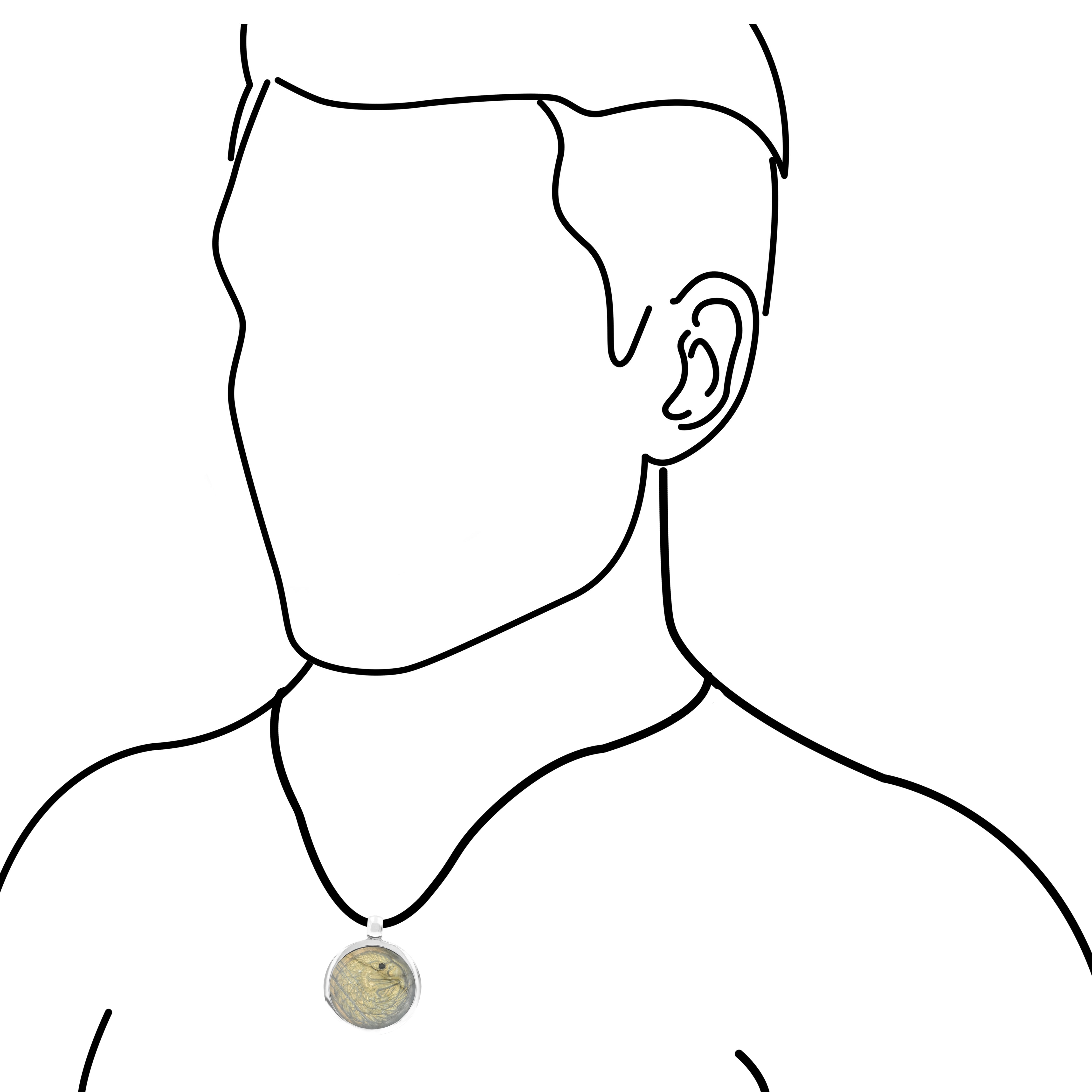 Pendentif médaillon en argent sterling avec tête d'aigle sculptée en pierres précieuses Starborn