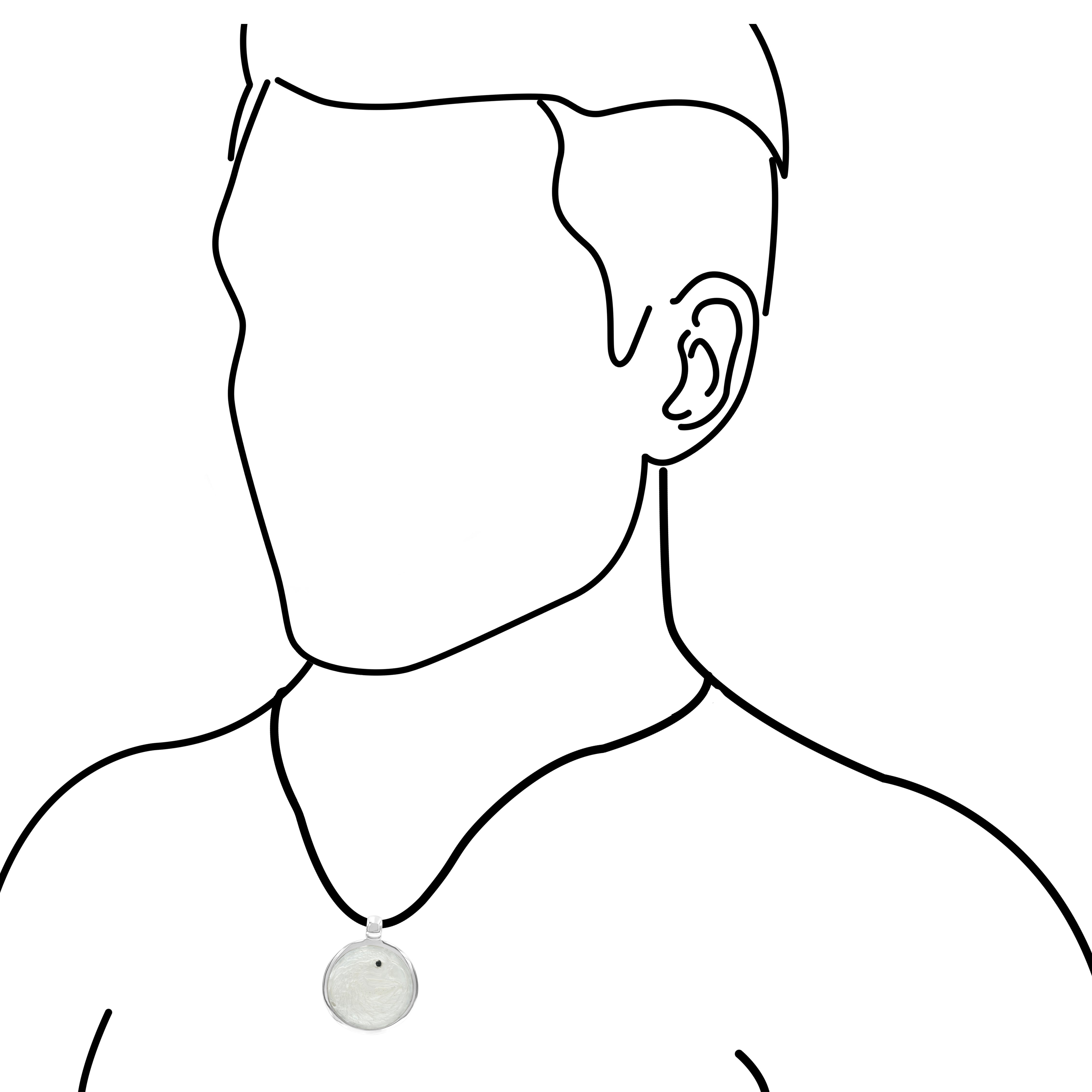 Pendentif médaillon en argent sterling avec tête d'aigle sculptée en pierres précieuses Starborn