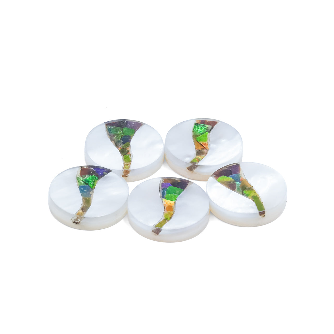 Cabochon rond Starborn 18 mm en nacre avec incrustation d'ammolite - 1 pièce
