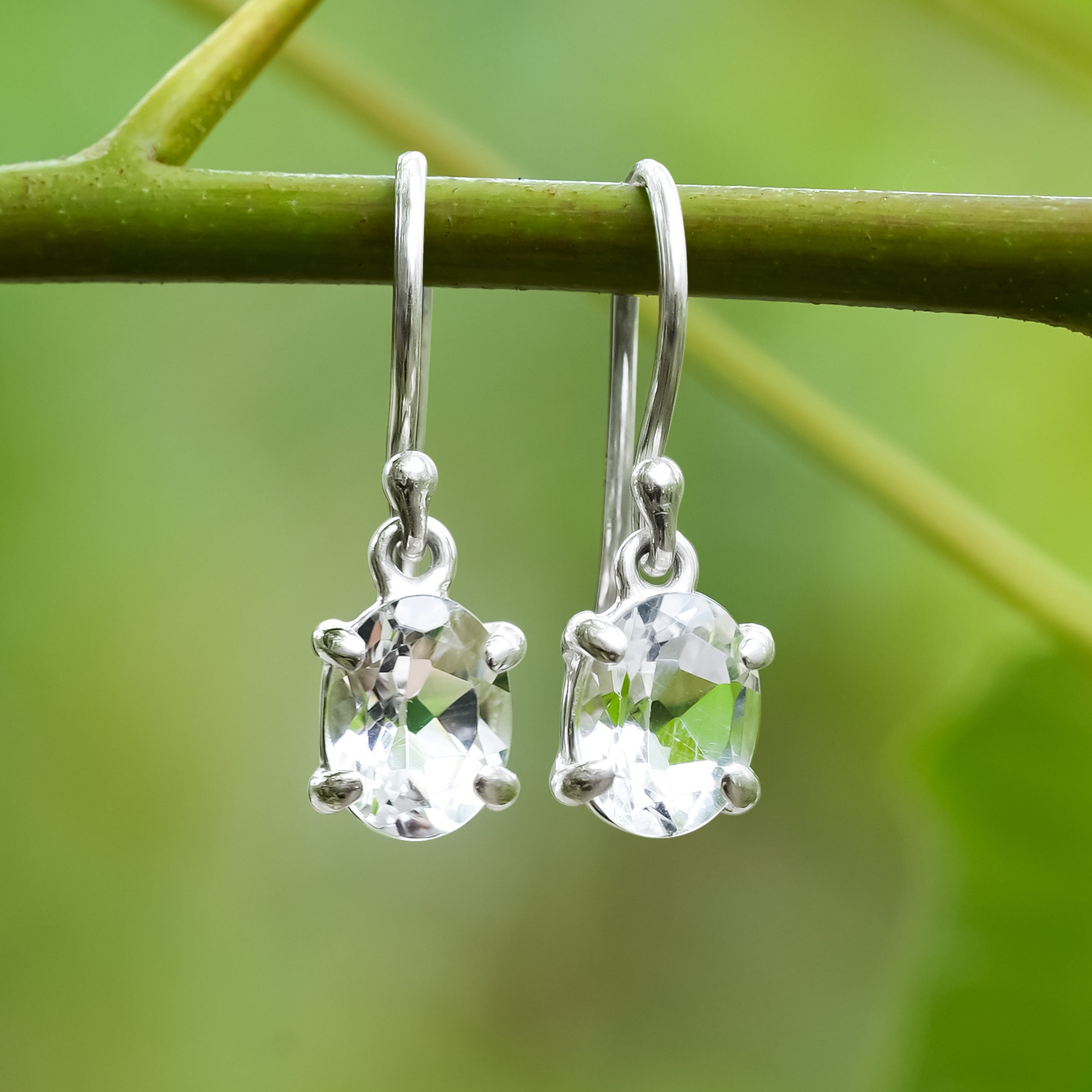 Starborn Danburit facettierte ovale Ohrringe in Sterling Silber 